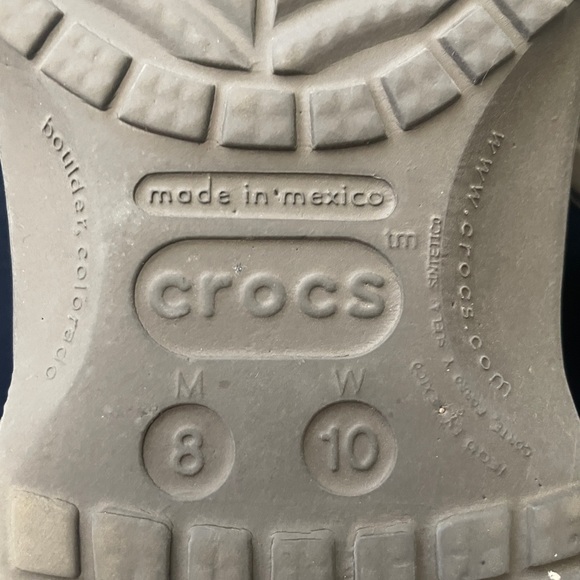 W 10 M 8 Crocs - Picture 5 of 6